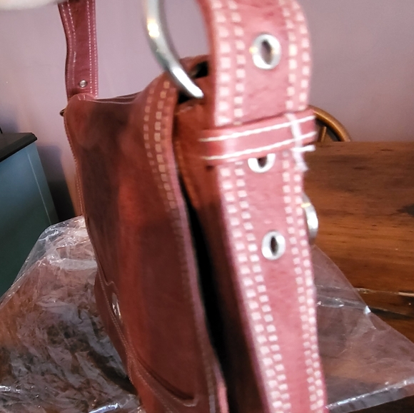 Brand new Soprano leather bag - Picture 10 of 11